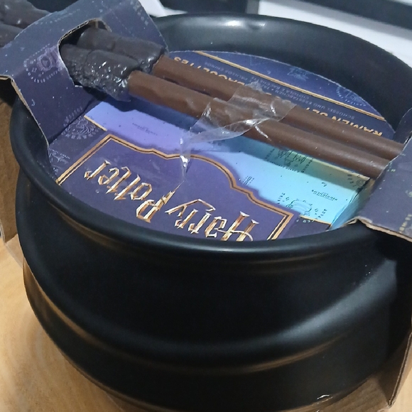 New! Harry Potter Ramen Bowl Chopsticks Set - Picture 7 of 13